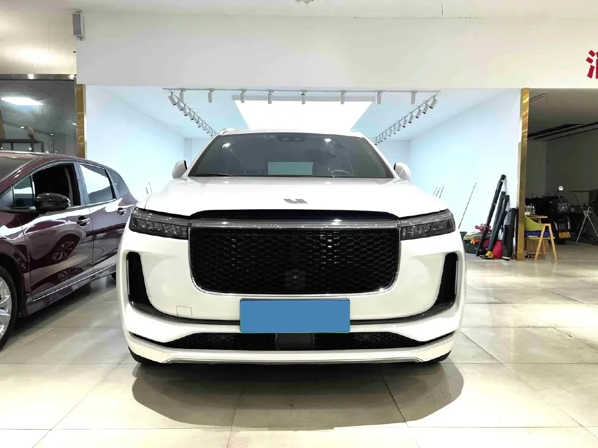 2020 Li ONE Range Extended 131HP REEV 40.5KWH,autocango,china used car exporter,china ev exporter,chinese used car exporter,chinese used ev exporter