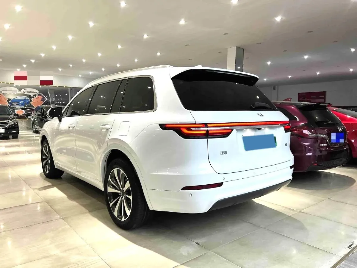 2020 Li ONE Range Extended 131HP REEV 40.5KWH,autocango,china used car exporter,china ev exporter,chinese used car exporter,chinese used ev exporter