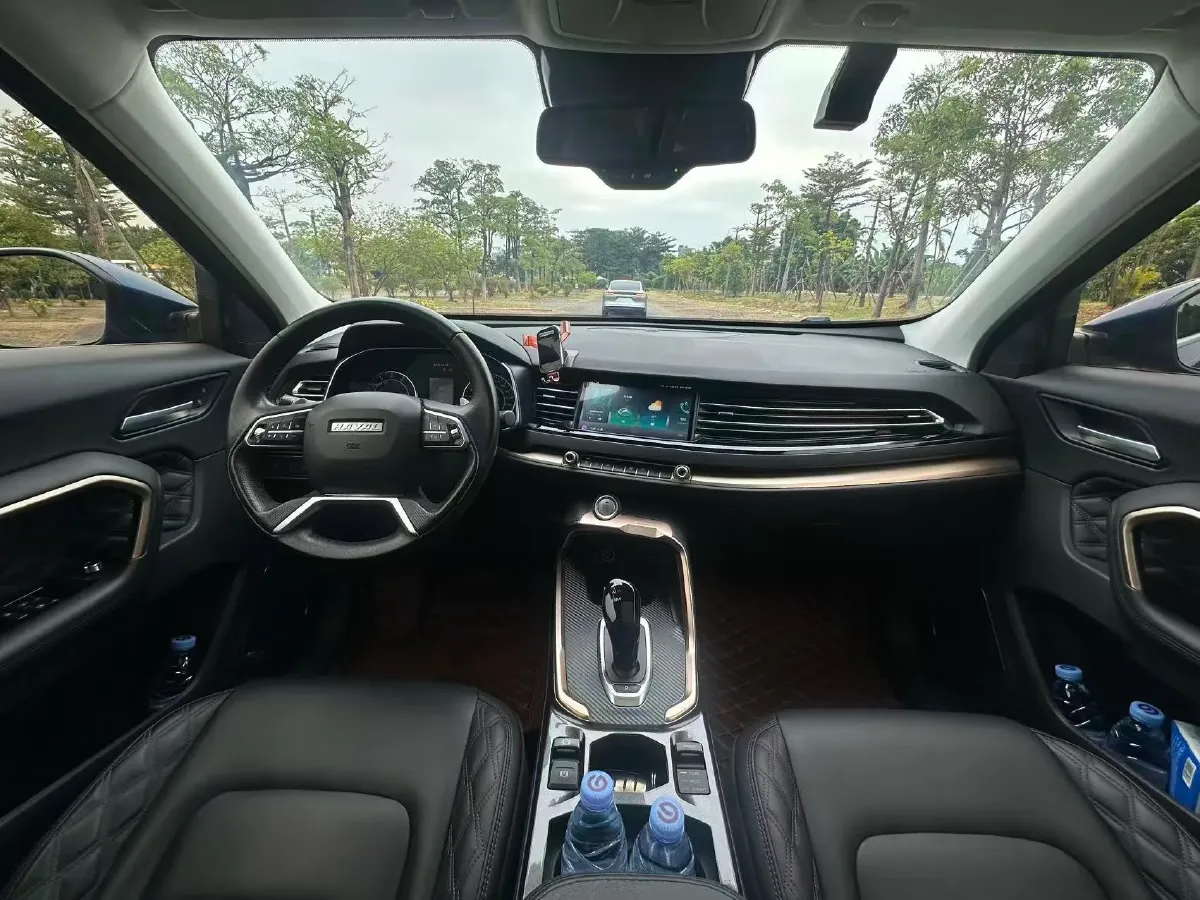 2021 Haval H6 2.0T 224HP L4 7DCT,autocango,china used car exporter,china ev exporter,chinese used car exporter,chinese used ev exporter