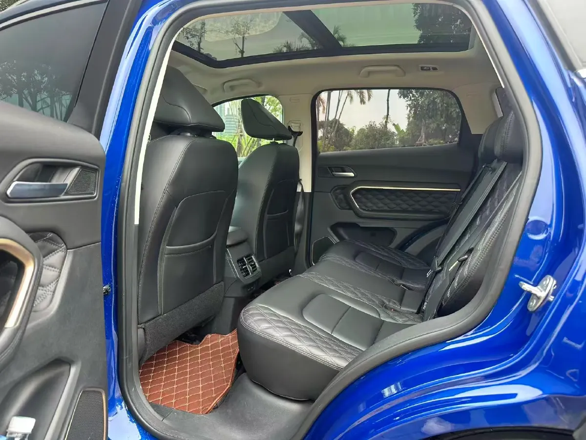 2021 Haval H6 2.0T 224HP L4 7DCT,autocango,china used car exporter,china ev exporter,chinese used car exporter,chinese used ev exporter