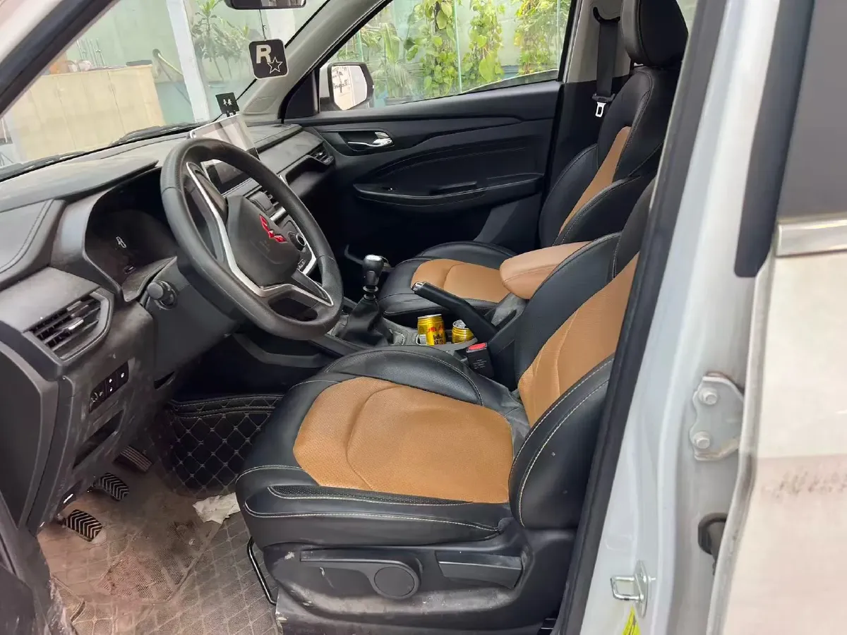 2019 WuLing HongGuang S3 1.5L 112HP L4 6MT,autocango,china used car exporter,china ev exporter,chinese used car exporter,chinese used ev exporter