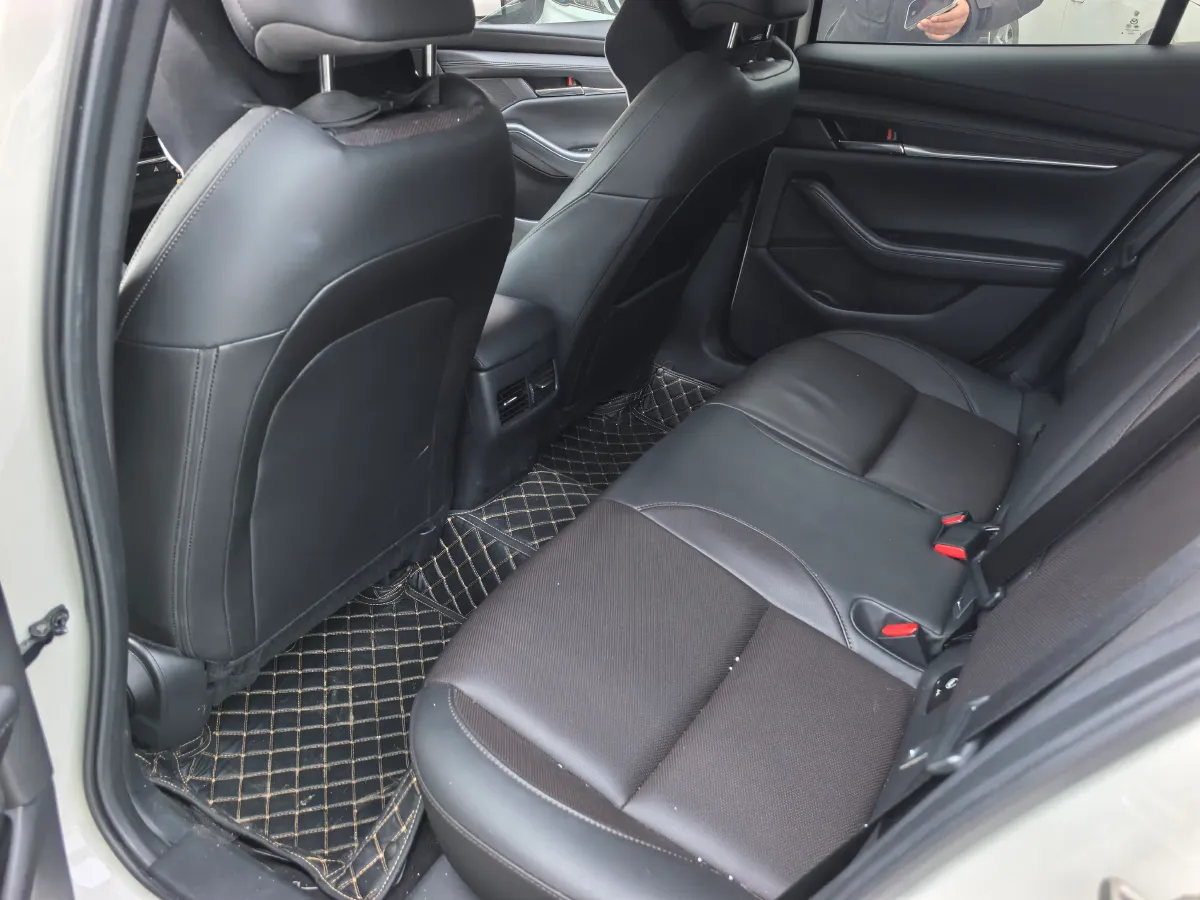 2023 Mazda 3 Axela 2.0L 158HP L4 6AT,autocango,china used car exporter,china ev exporter,chinese used car exporter,chinese used ev exporter