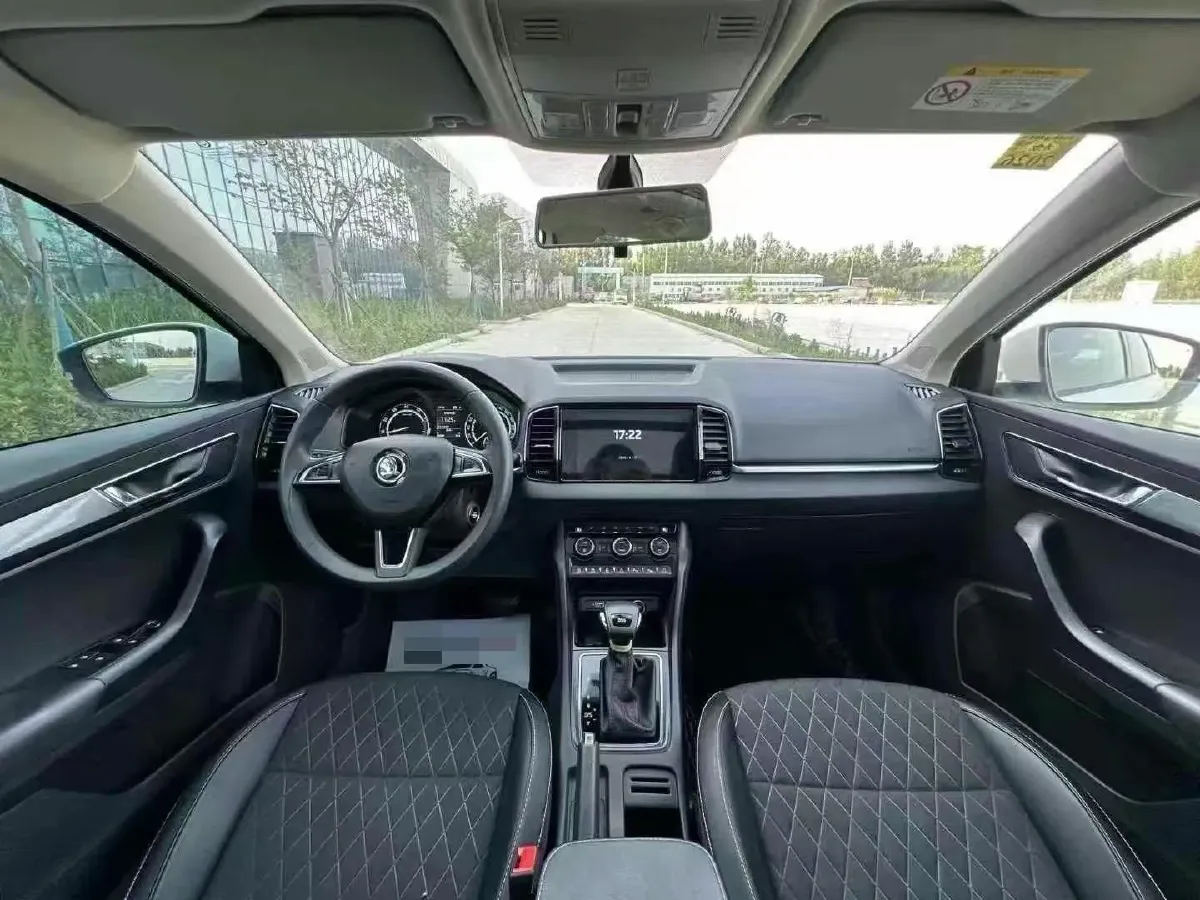 2021 Skoda Karoq 1.4T 150HP L4 7DCT,autocango,china used car exporter,china ev exporter,chinese used car exporter,chinese used ev exporter