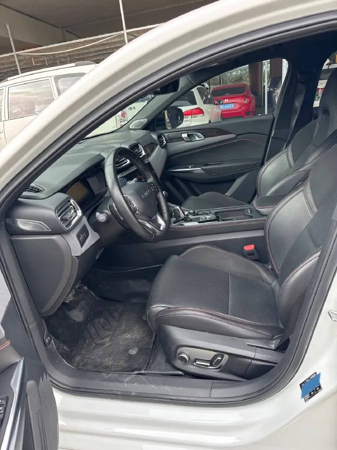 2019 Qoros 5 1.6T 197HP L4 7DCT,autocango,china used car exporter,china ev exporter,chinese used car exporter,chinese used ev exporter