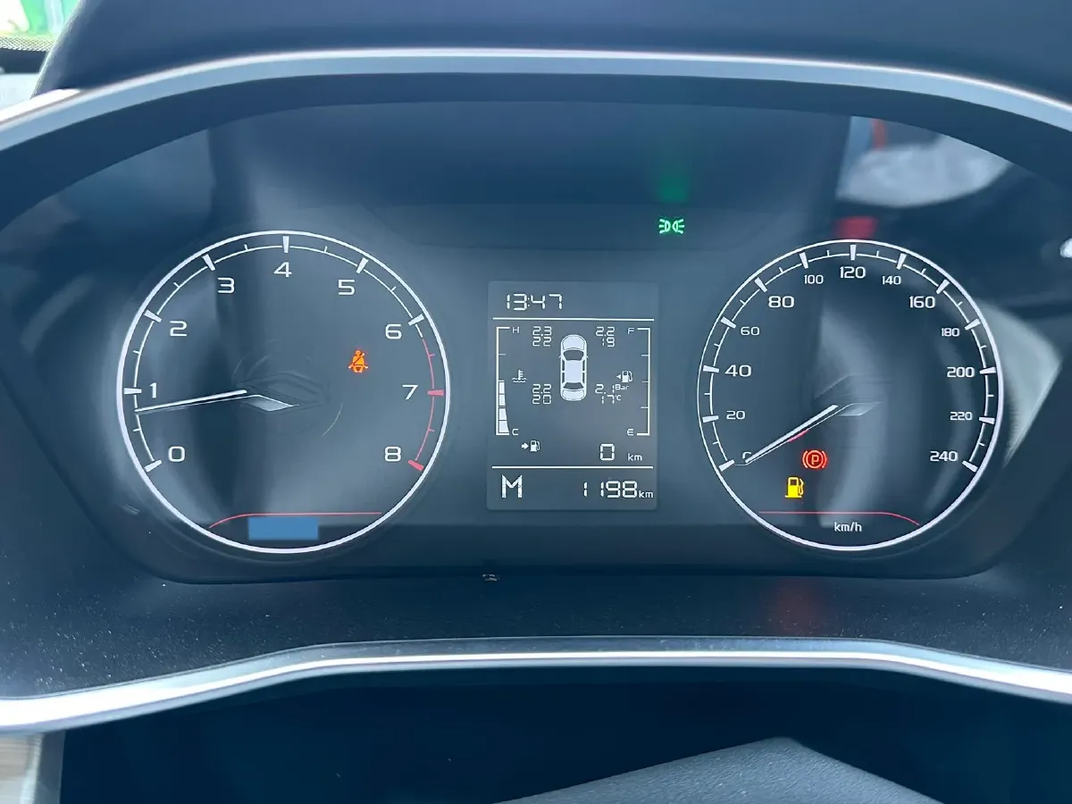 2023 Geely Coolray 1.4T 141HP L4 6MT,autocango,china used car exporter,china ev exporter,chinese used car exporter,chinese used ev exporter