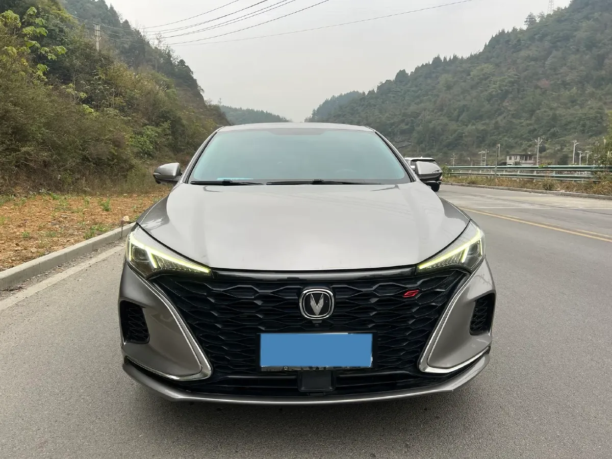 2020 ChangAn Eado 1.4T 158HP L4 7DCT,autocango,china used car exporter,china ev exporter,chinese used car exporter,chinese used ev exporter