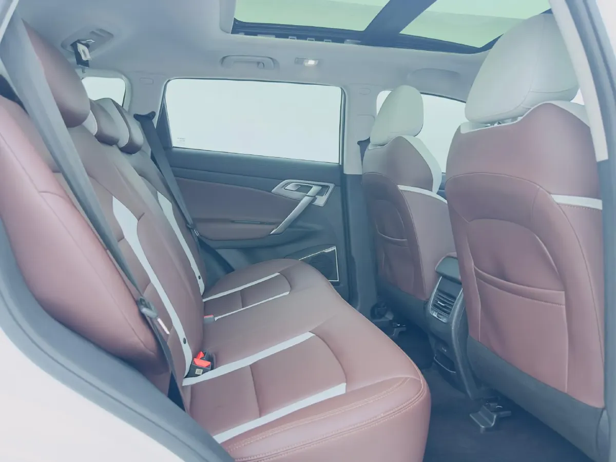 2022 Geely Azkarra 1.8T 184HP L4 7DCT,autocango,china used car exporter,china ev exporter,chinese used car exporter,chinese used ev exporter