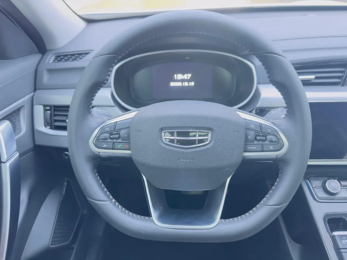 2022 Geely Azkarra 1.8T 184HP L4 7DCT,autocango,china used car exporter,china ev exporter,chinese used car exporter,chinese used ev exporter