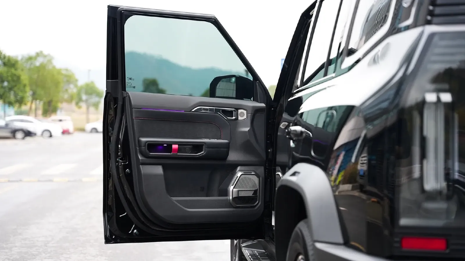 2025 Jetour Traveller 2.0T 254HP L4 7DCT,autocango,china used car exporter,china ev exporter,chinese used car exporter,chinese used ev exporter