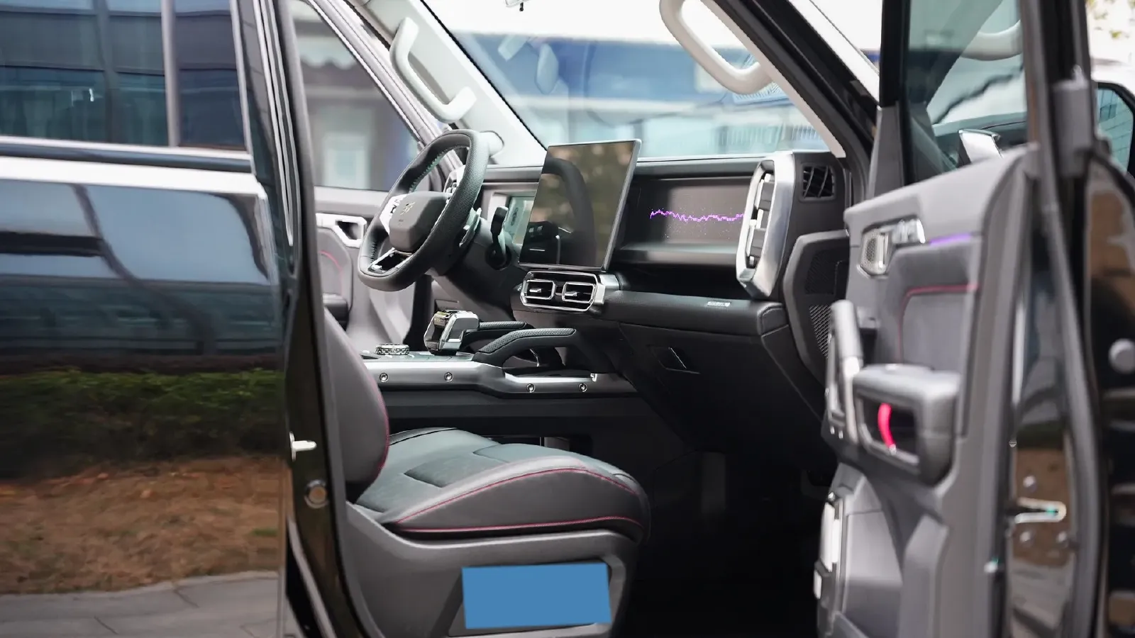 2025 Jetour Traveller 2.0T 254HP L4 7DCT,autocango,china used car exporter,china ev exporter,chinese used car exporter,chinese used ev exporter