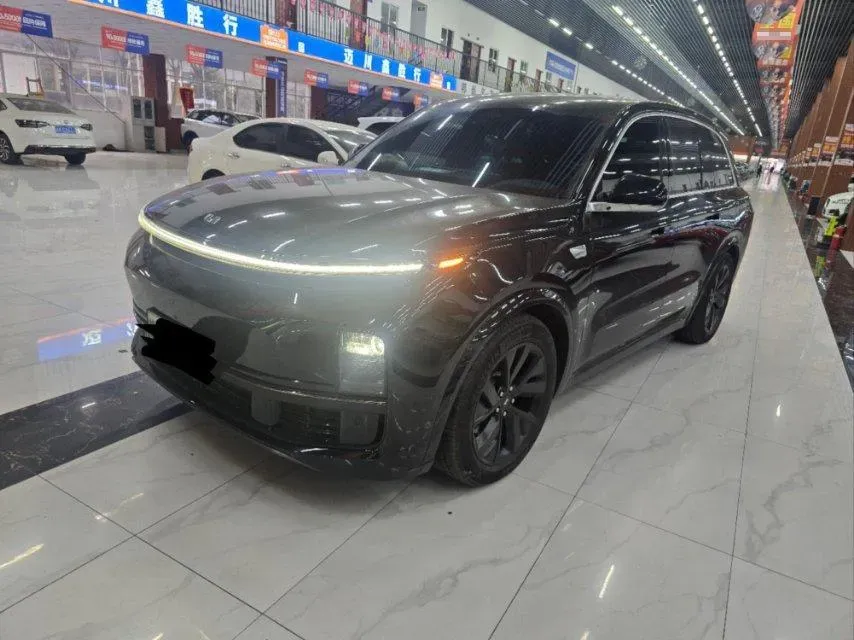 2023 Li L8 Range Extended 154HP REEV 40.9KWH,autocango,china used car exporter,china ev exporter,chinese used car exporter,chinese used ev exporter