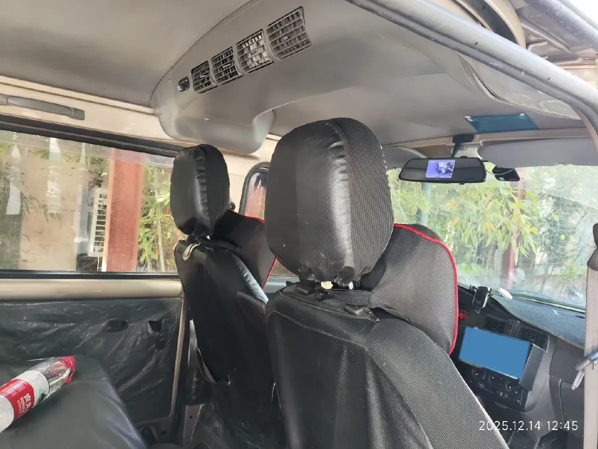 2021 WuLing RongGuang 1.5L 99HP L4 5MT,autocango,china used car exporter,china ev exporter,chinese used car exporter,chinese used ev exporter