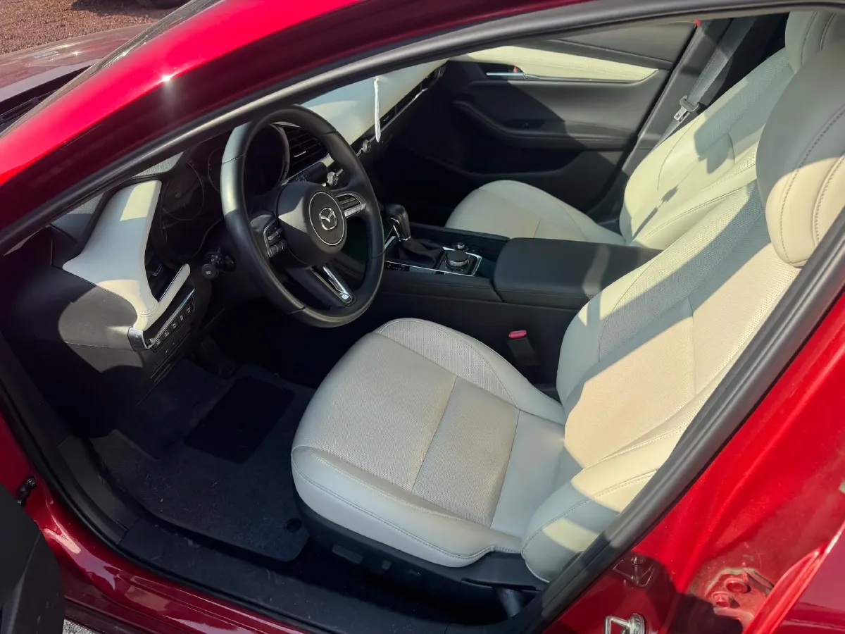 2022 Mazda 3 Axela 2.0L 158HP L4 6AT,autocango,china used car exporter,china ev exporter,chinese used car exporter,chinese used ev exporter