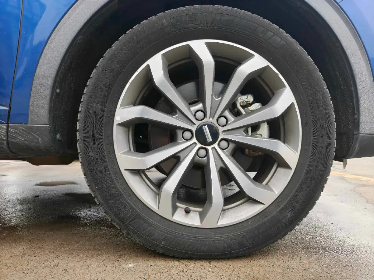 2020 WEY VV6 2.0T 227HP L4 7DCT,autocango,china used car exporter,china ev exporter,chinese used car exporter,chinese used ev exporter