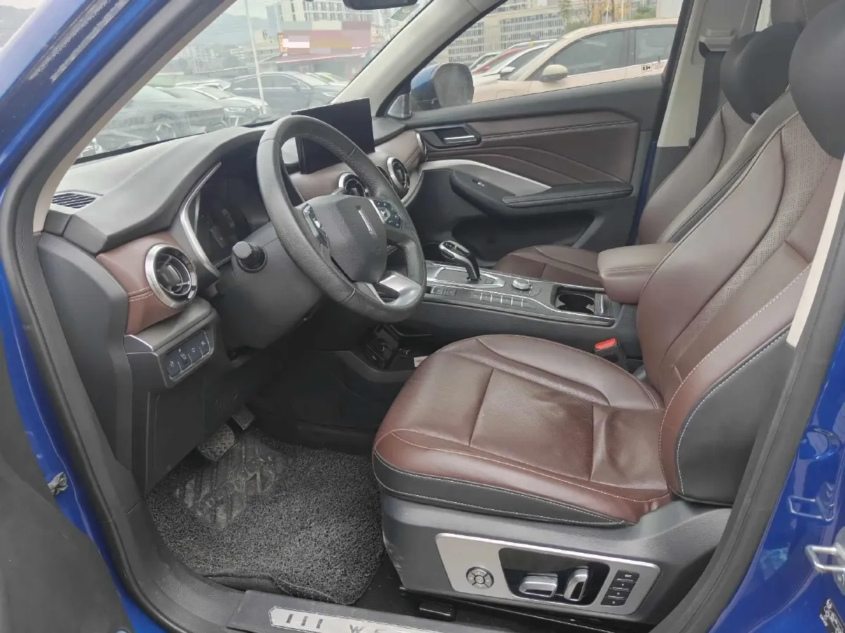 2020 WEY VV6 2.0T 227HP L4 7DCT,autocango,china used car exporter,china ev exporter,chinese used car exporter,chinese used ev exporter