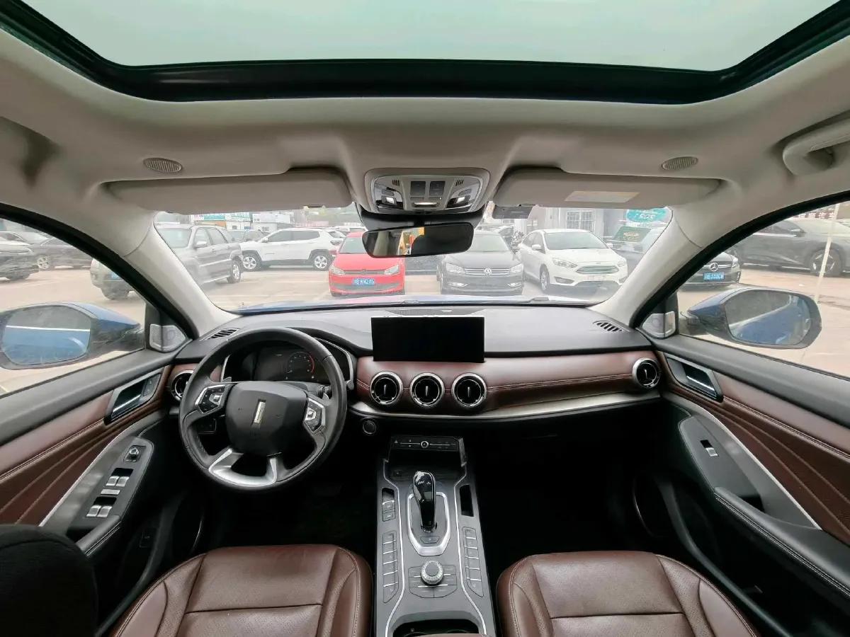 2020 WEY VV6 2.0T 227HP L4 7DCT,autocango,china used car exporter,china ev exporter,chinese used car exporter,chinese used ev exporter