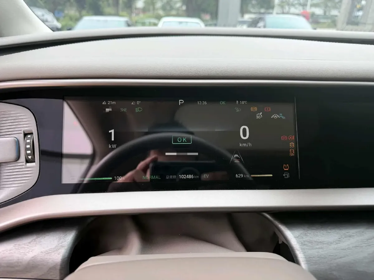 2023 Denza D9 1.5T 139HP L4 E-CVT PHEV 11.06KWH,autocango,china used car exporter,china ev exporter,chinese used car exporter,chinese used ev exporter