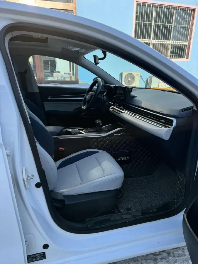 2022 Geely Emgrand 1.5L 114HP L4 CVT,autocango,china used car exporter,china ev exporter,chinese used car exporter,chinese used ev exporter