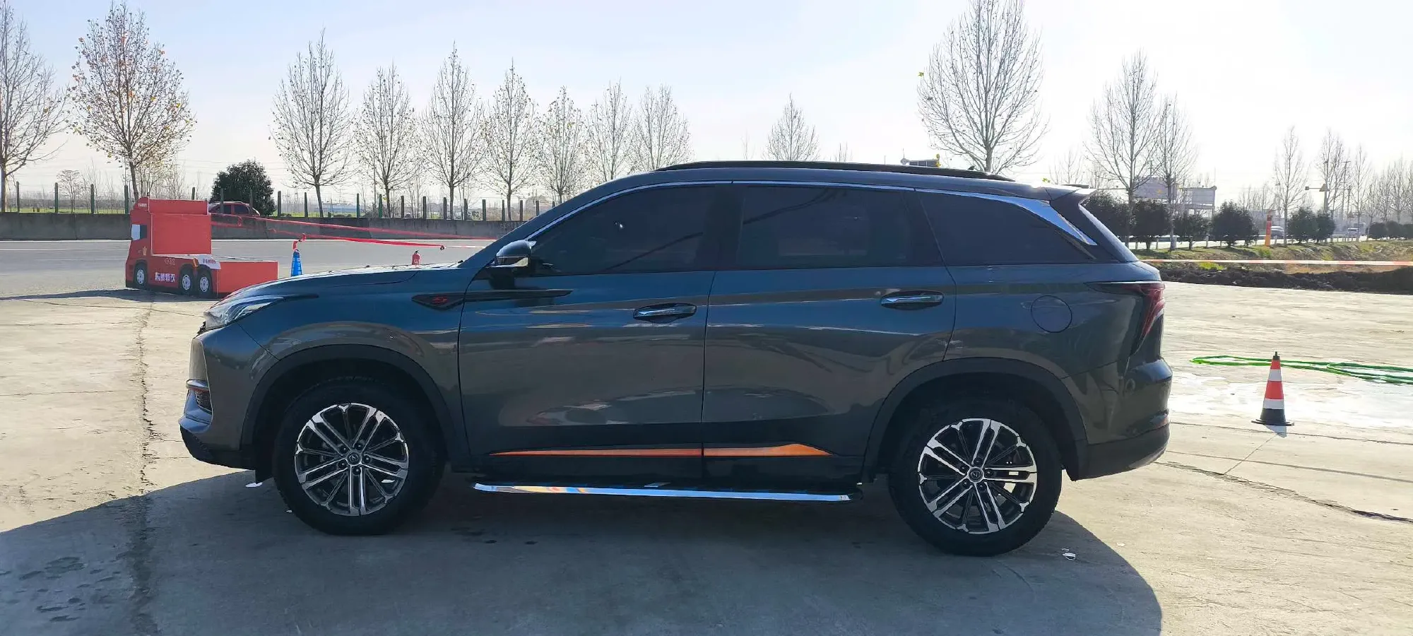 2021 ChangAn CS75 Plus 1.5T 178HP L4 6AT,autocango,china used car exporter,china ev exporter,chinese used car exporter,chinese used ev exporter