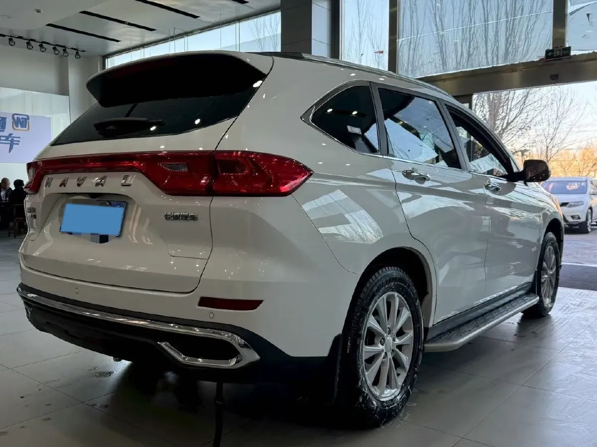 2023 Haval M6 1.5T 150HP L4 7DCT,autocango,china used car exporter,china ev exporter,chinese used car exporter,chinese used ev exporter
