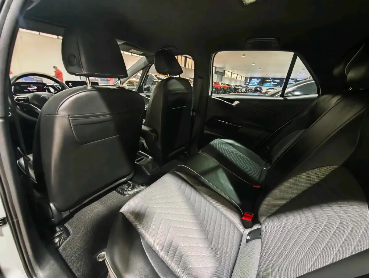 2023 Volkswagen ID.3 BEV 52.8KWH,autocango,china used car exporter,china ev exporter,chinese used car exporter,chinese used ev exporter