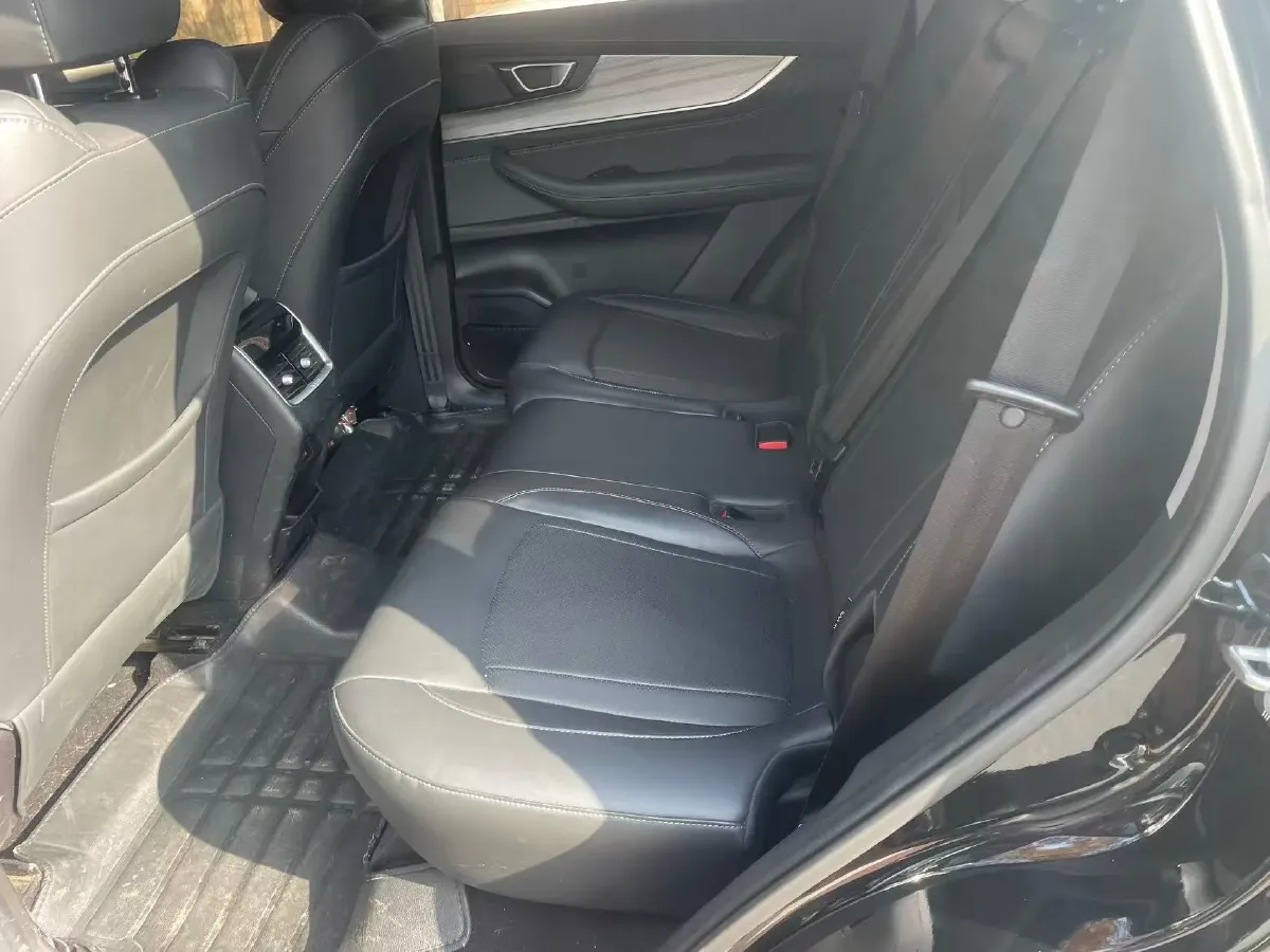 2023 Chery Tiggo 8 1.6T 197HP L4 7DCT,autocango,china used car exporter,china ev exporter,chinese used car exporter,chinese used ev exporter