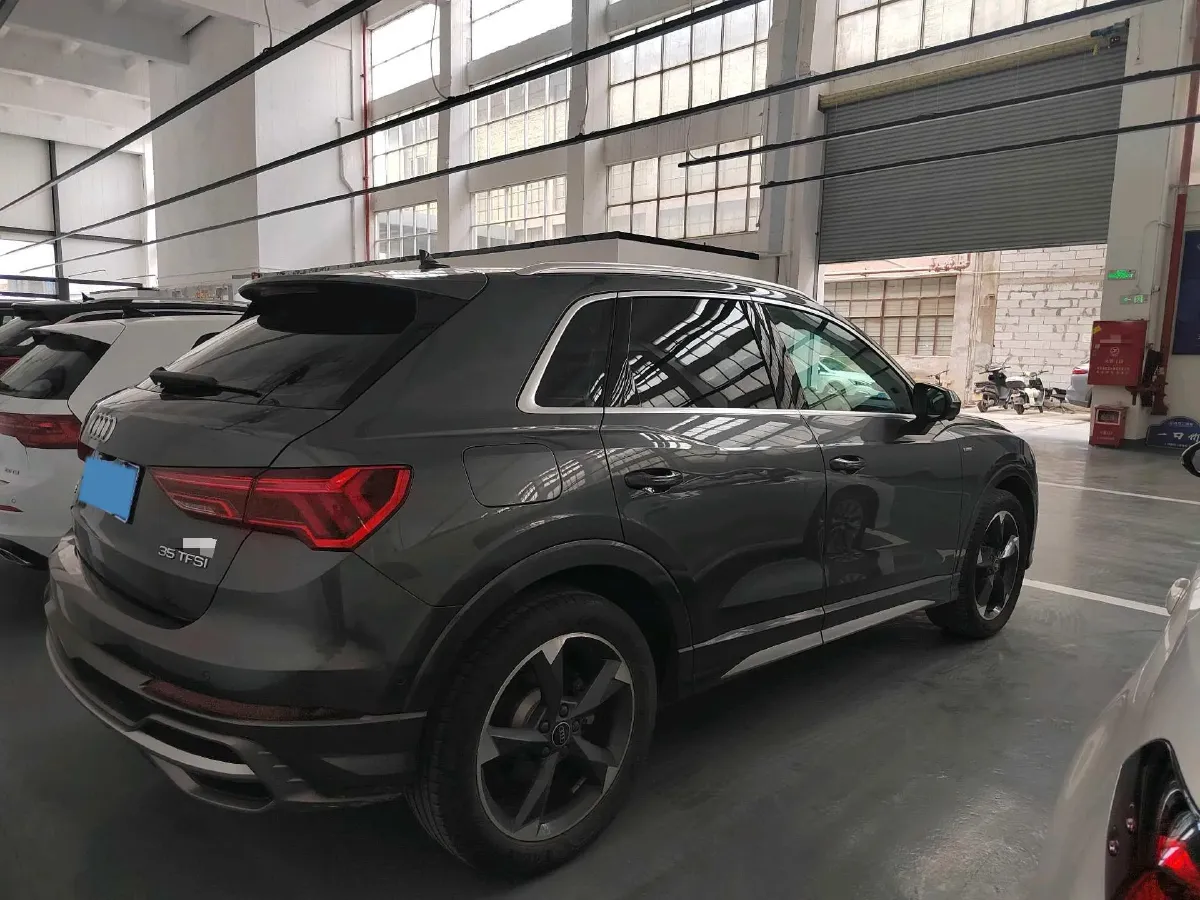 2022 Audi Q3 1.4T 150HP L4 7DCT,autocango,china used car exporter,china ev exporter,chinese used car exporter,chinese used ev exporter