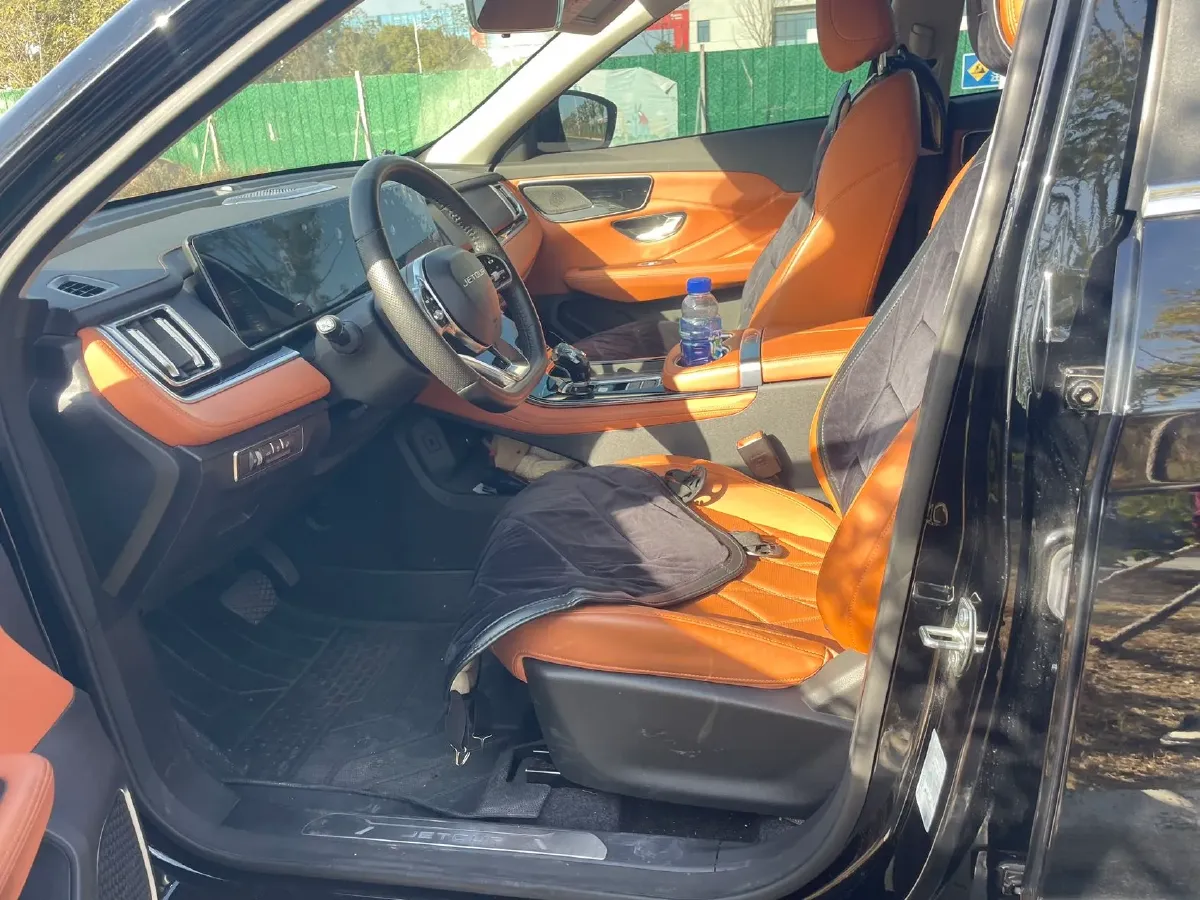 2025 Jetour X70 Plus 1.5T 156HP L4 6DCT,autocango,china used car exporter,china ev exporter,chinese used car exporter,chinese used ev exporter