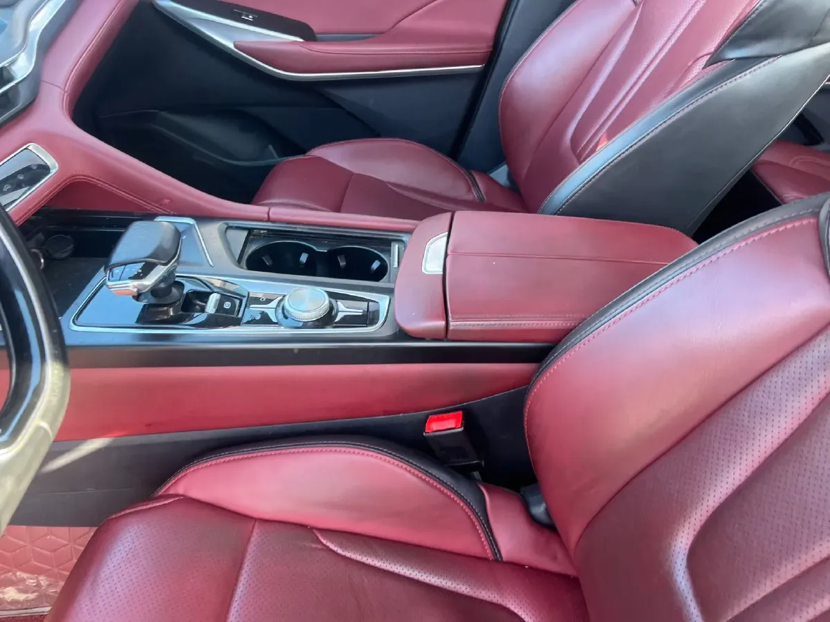 2022 ChangAn CS75 Plus 2.0T 233HP L4 8AT,autocango,china used car exporter,china ev exporter,chinese used car exporter,chinese used ev exporter