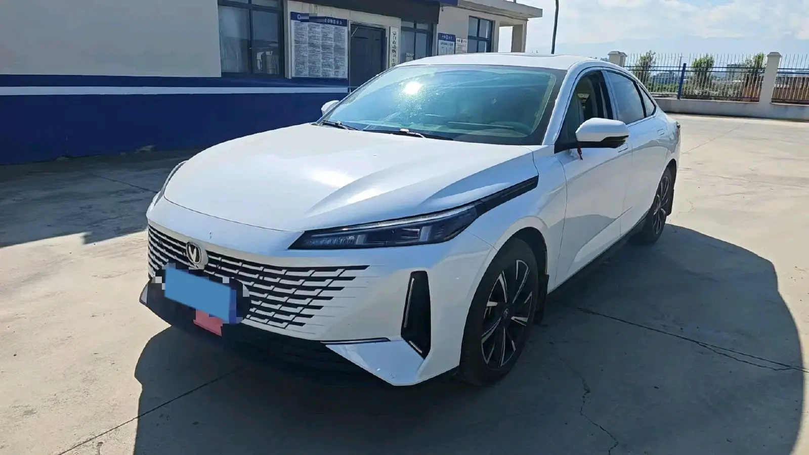 2023 ChangAn Oshan Z6 1.5T 188HP L4 7DCT