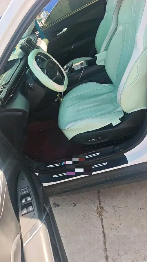 2023 ChangAn Oshan Z6 1.5T 188HP L4 7DCT,autocango,china used car exporter,china ev exporter,chinese used car exporter,chinese used ev exporter