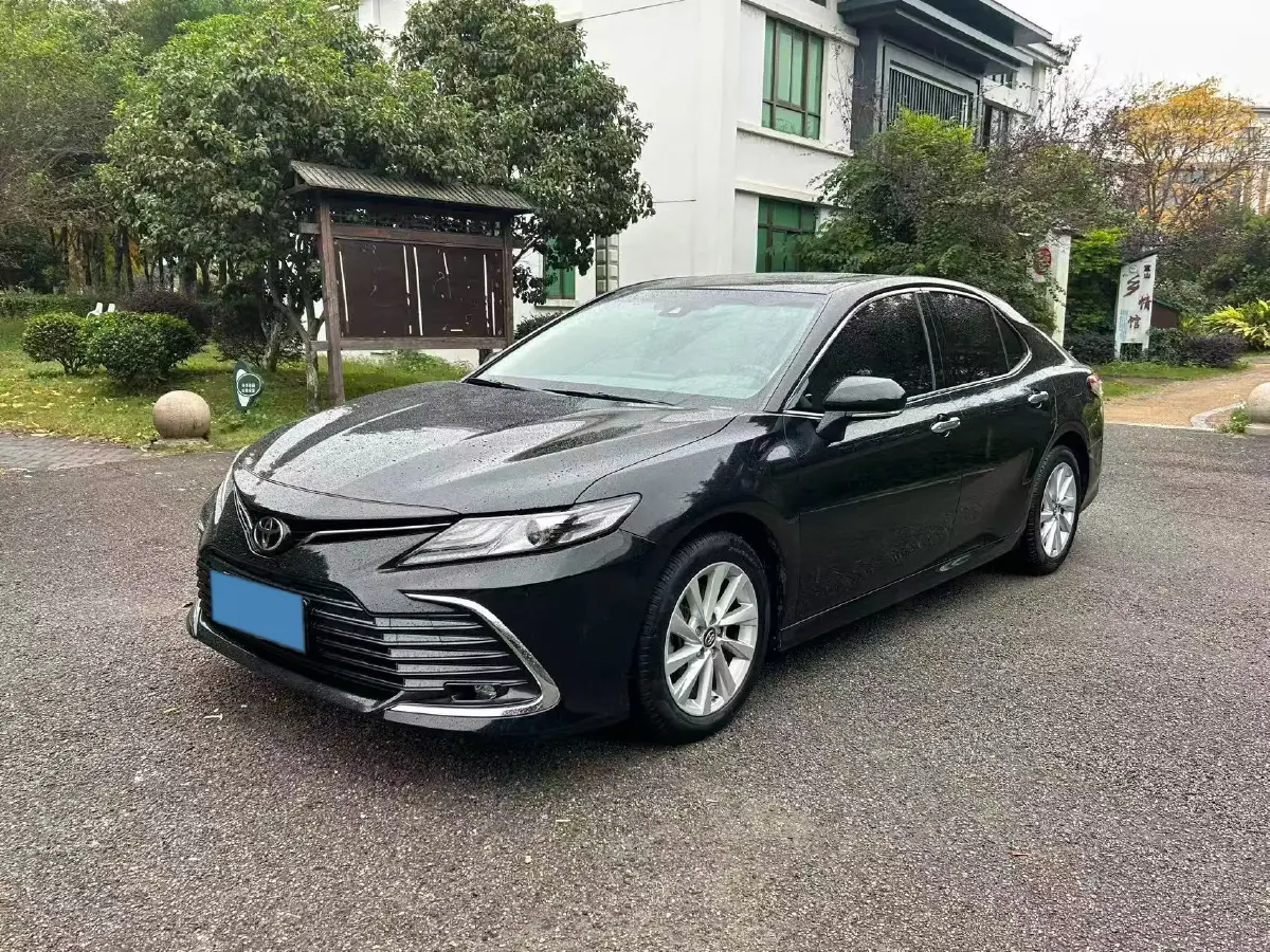 2021 Toyota Camry 2.0L 178HP L4 CVT