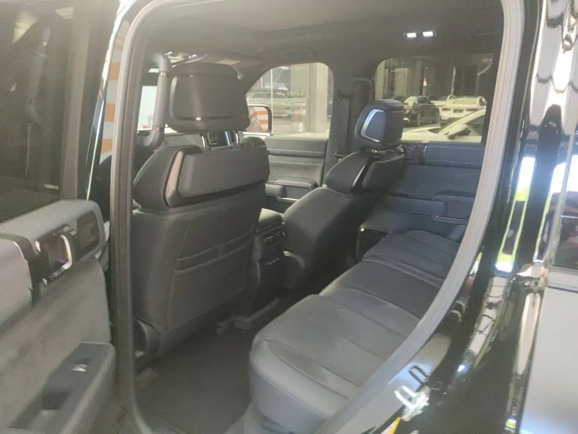 2023 FangChengBao Bao 5 1.5T 194HP L4 E-CVT PHEV 31.8KWH,autocango,china used car exporter,china ev exporter,chinese used car exporter,chinese used ev exporter