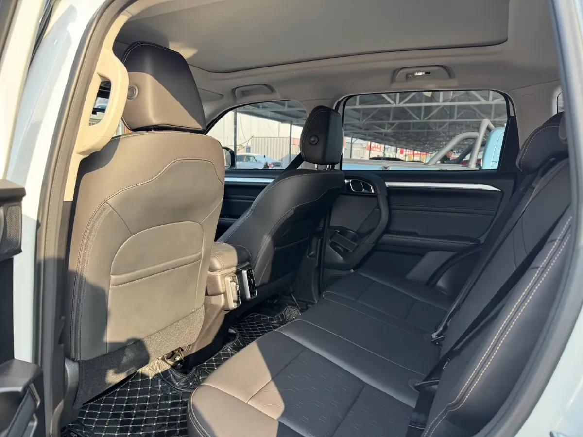 2022 Haval Dargo 1.5T 184HP L4 7DCT,autocango,china used car exporter,china ev exporter,chinese used car exporter,chinese used ev exporter