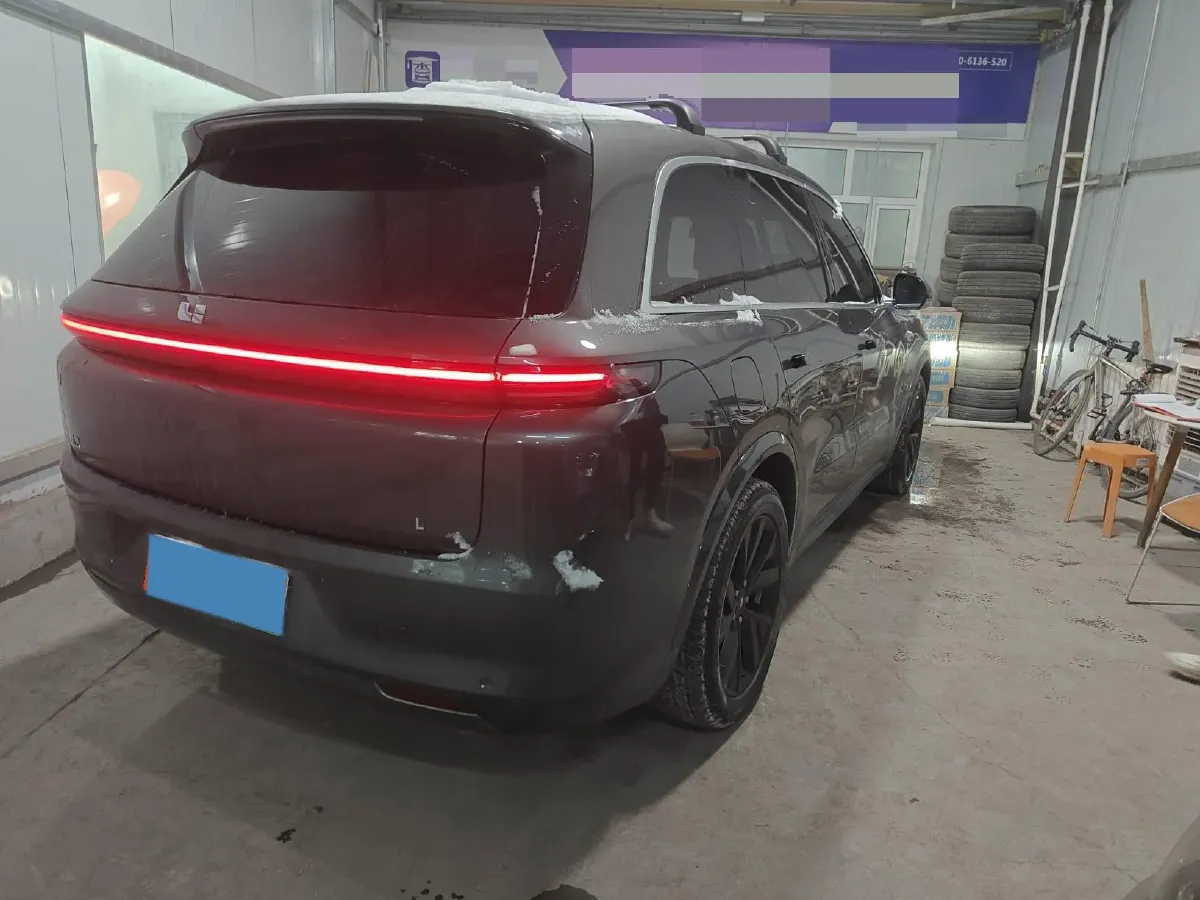 2023 Li L8 Range Extended 154HP REEV 40.9KWH,autocango,china used car exporter,china ev exporter,chinese used car exporter,chinese used ev exporter