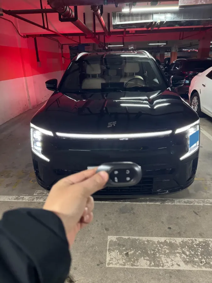 2025 Jetour ShanHai L7 PLUS 1.5T 156HP L4 1DHT PHEV,autocango,china used car exporter,china ev exporter,chinese used car exporter,chinese used ev exporter