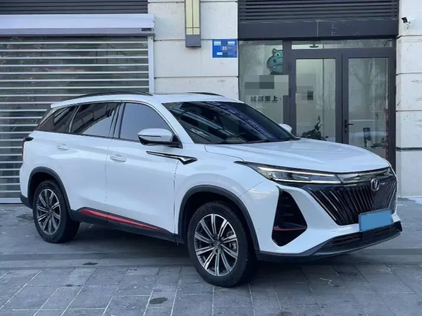 2022 ChangAn CS75 Plus 2.0T 233HP L4 8AT,autocango,china used car exporter,china ev exporter,chinese used car exporter,chinese used ev exporter