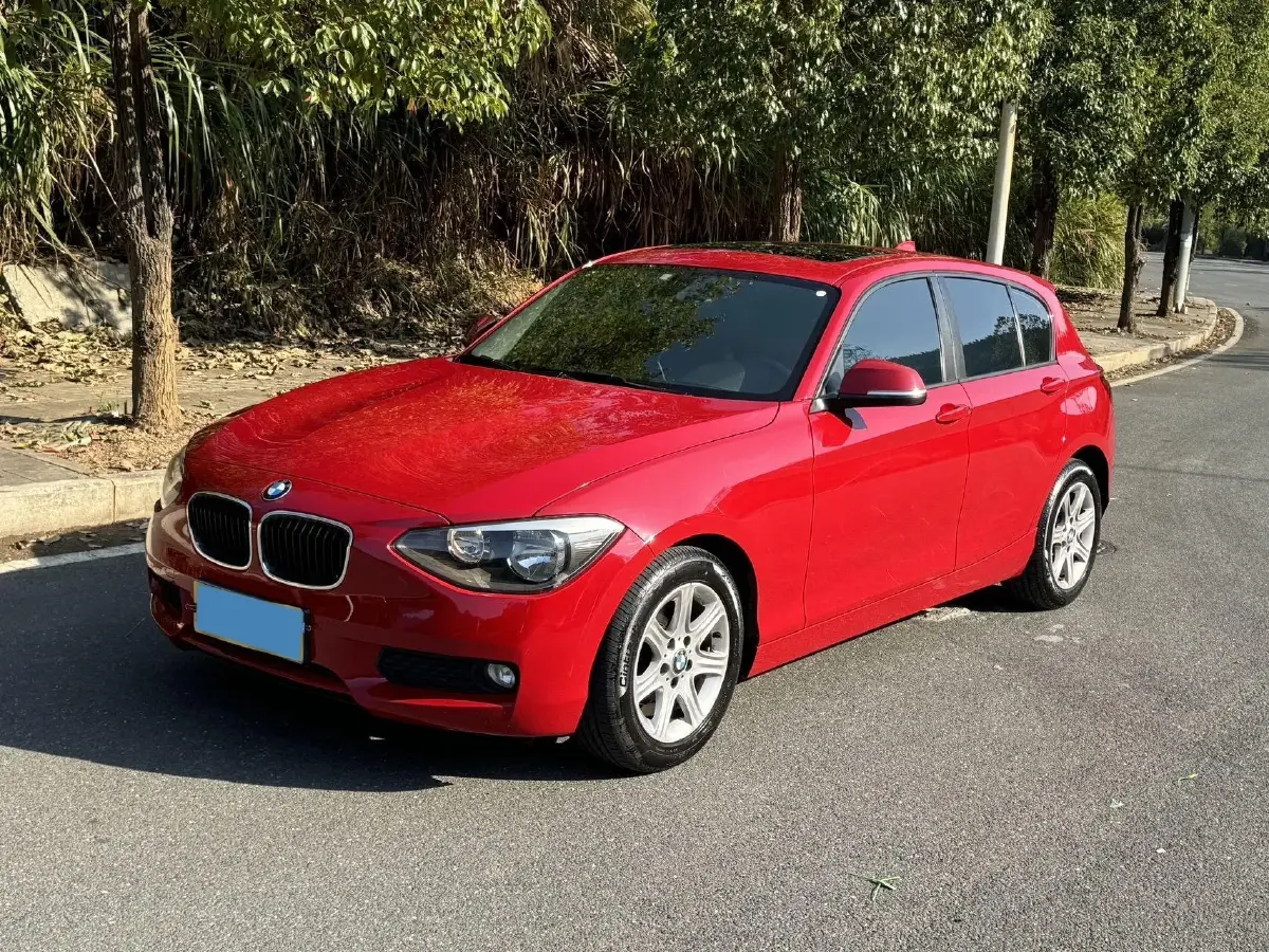 2013 BMW 1 Series 1.6T 136HP L4 8AT 2013 BMW 1 Series 1.6T 136HP L4 8AT