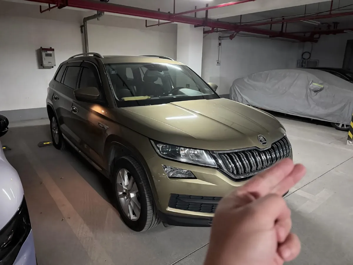 2019 Buick EnvisionPlus 1.5T 169HP L4 7DCT,autocango,china used car exporter,china ev exporter,chinese used car exporter,chinese used ev exporter