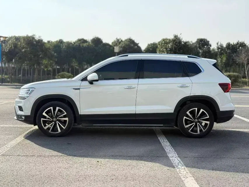 2021 Volkswagen Tharu 1.4T 150HP L4 7DCT,autocango,china used car exporter,china ev exporter,chinese used car exporter,chinese used ev exporter