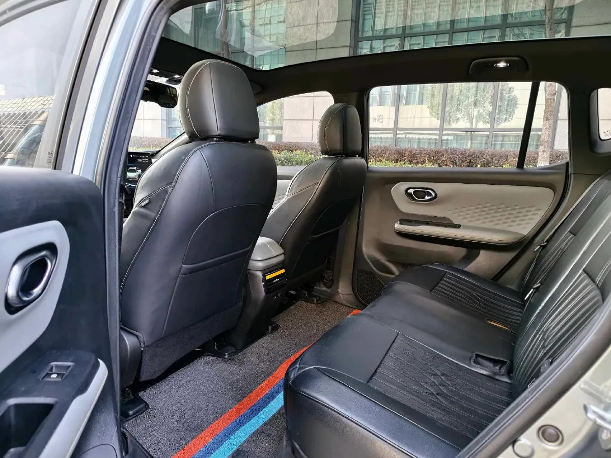 2022 Geely Okavango 1.8T 184HP L4 7DCT,autocango,china used car exporter,china ev exporter,chinese used car exporter,chinese used ev exporter