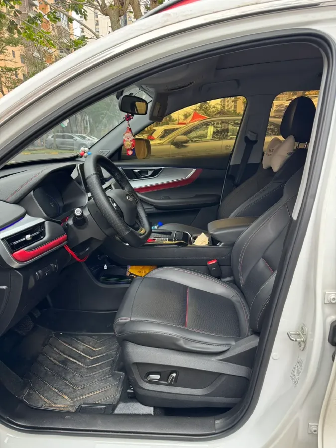 2021 Chery Tiggo 7 1.6T 197HP L4 7DCT,autocango,china used car exporter,china ev exporter,chinese used car exporter,chinese used ev exporter