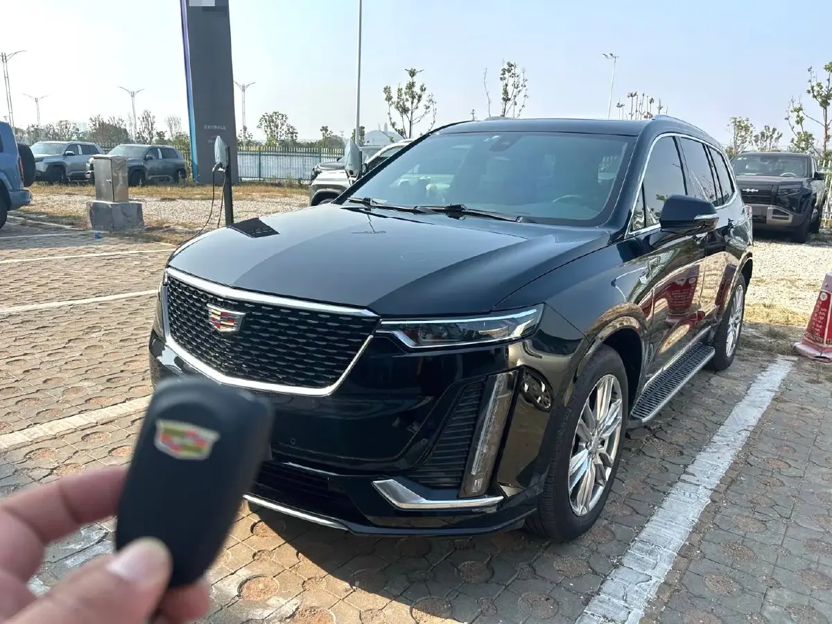 2021 Cadillac XT6 2.0T 237HP L4 9AT