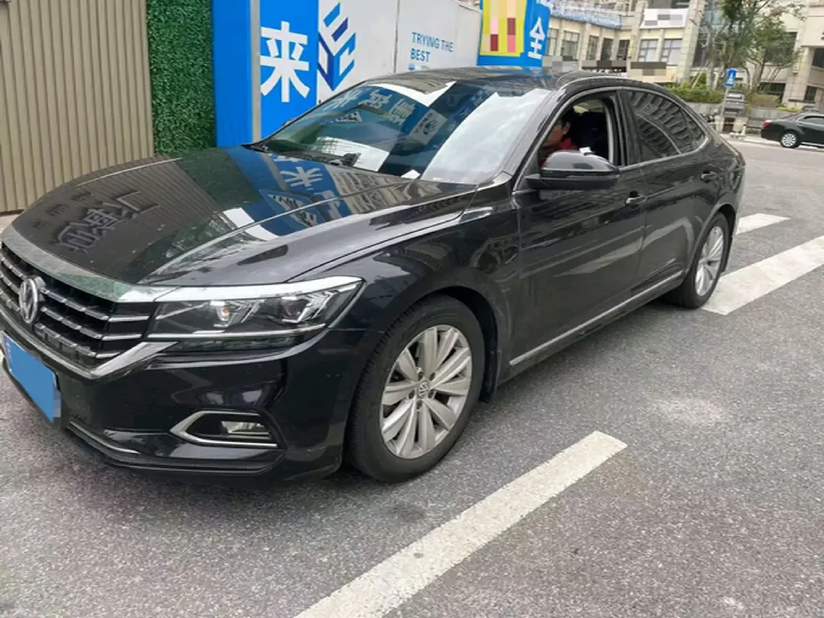 2020 Volkswagen Passat 2.0T 186HP L4 7DCT