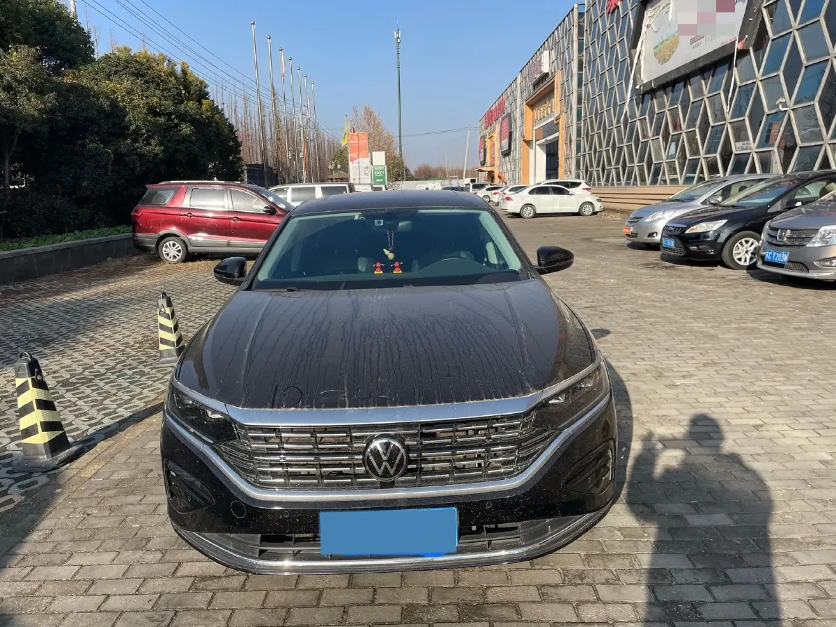 2023 Volkswagen Passat 2.0T 186HP L4 7DCT,autocango,china used car exporter,china ev exporter,chinese used car exporter,chinese used ev exporter