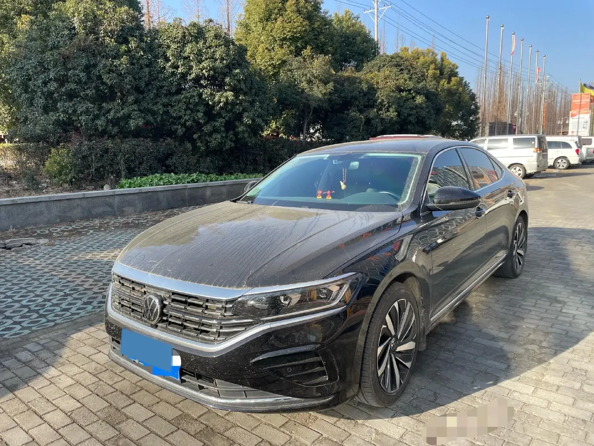 2023 Volkswagen Passat 2.0T 186HP L4 7DCT,autocango,china used car exporter,china ev exporter,chinese used car exporter,chinese used ev exporter