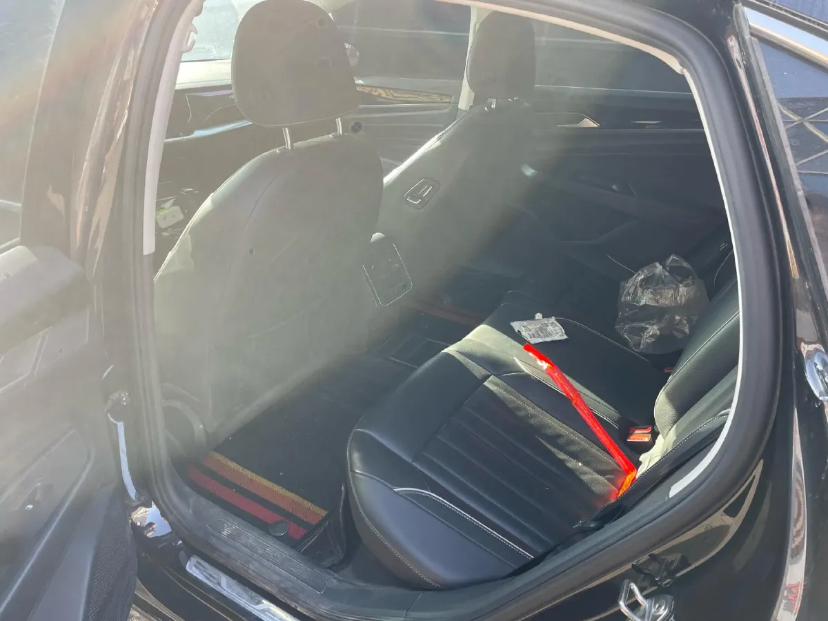 2023 Volkswagen Passat 2.0T 186HP L4 7DCT,autocango,china used car exporter,china ev exporter,chinese used car exporter,chinese used ev exporter