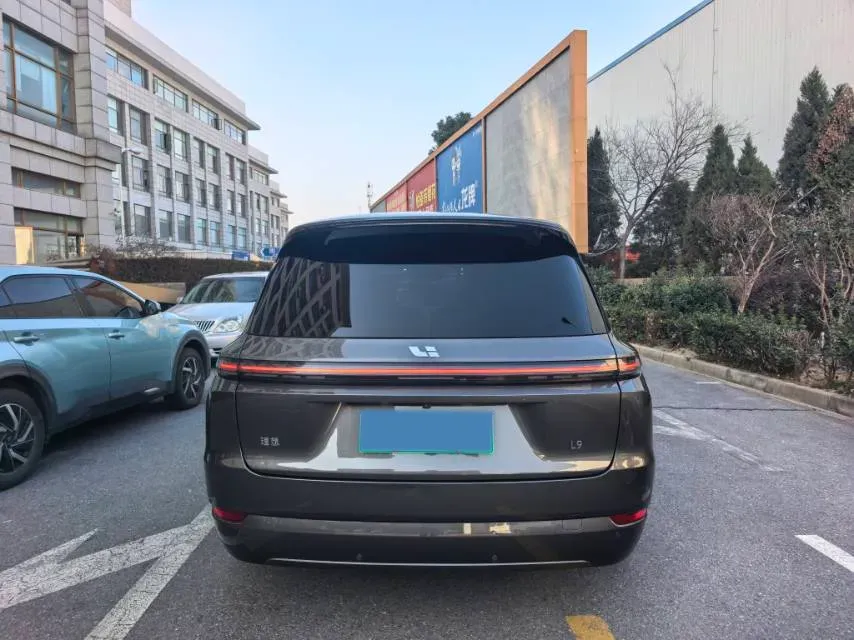 2022 Li L9 Range Extended 154HP REEV 42.6KWH,autocango,china used car exporter,china ev exporter,chinese used car exporter,chinese used ev exporter