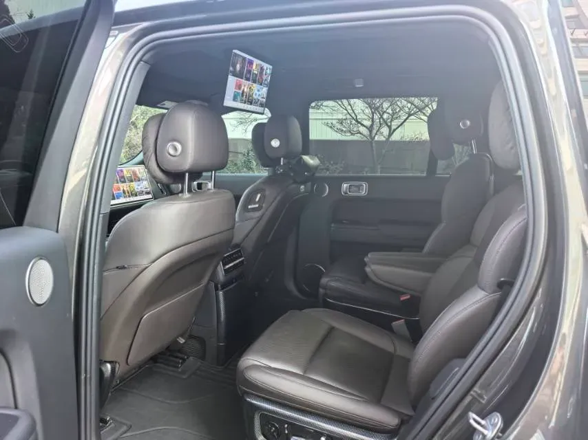 2022 Li L9 Range Extended 154HP REEV 42.6KWH,autocango,china used car exporter,china ev exporter,chinese used car exporter,chinese used ev exporter