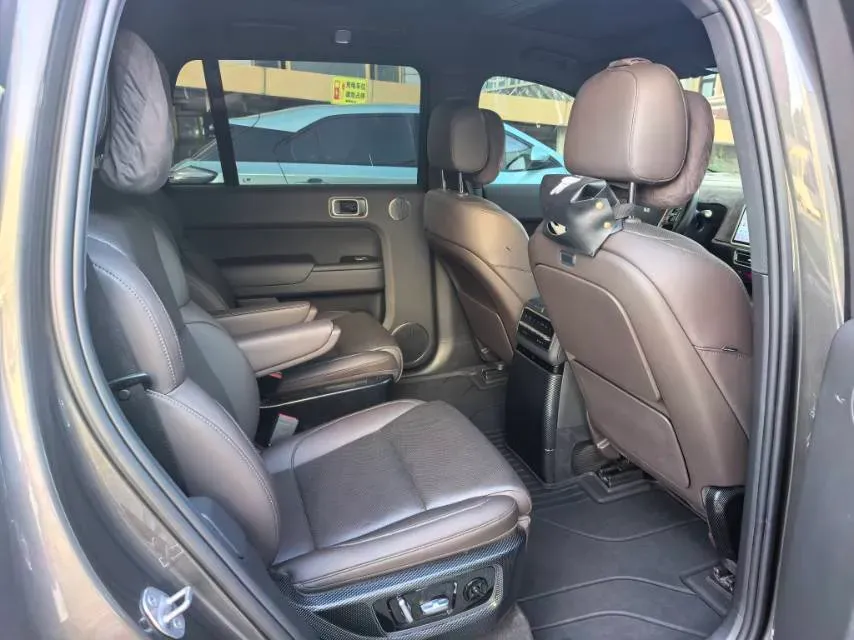 2022 Li L9 Range Extended 154HP REEV 42.6KWH,autocango,china used car exporter,china ev exporter,chinese used car exporter,chinese used ev exporter